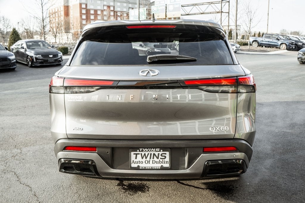 2023 INFINITI QX60 LUXE