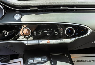 2025 Genesis GV70 2.5T