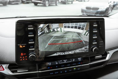 2022 Toyota Sienna LE 8 Passenger