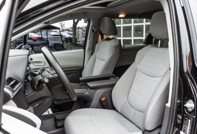 2022 Toyota Sienna LE 8 Passenger