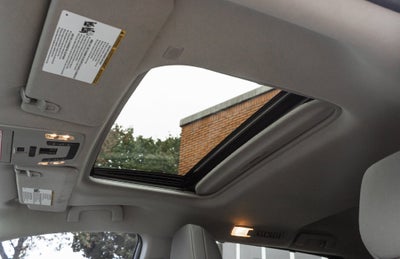 2022 Toyota Sienna LE 8 Passenger