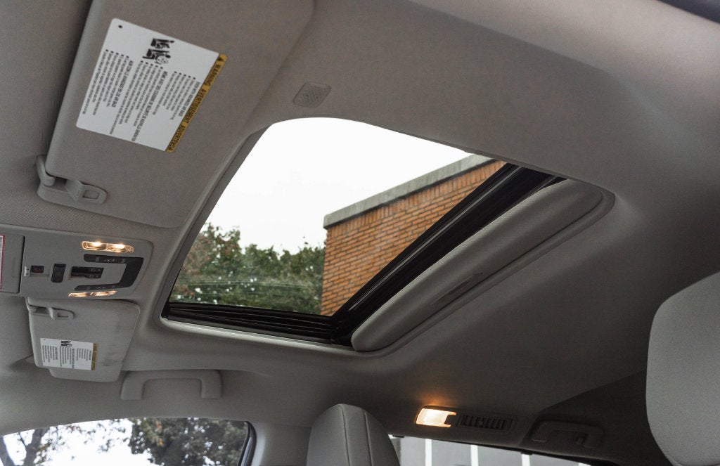 2022 Toyota Sienna LE 8 Passenger