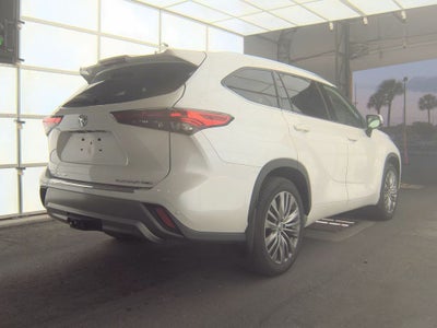 2021 Toyota Highlander Platinum