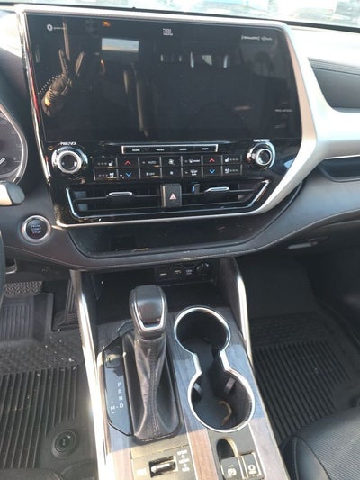 2021 Toyota Highlander Platinum