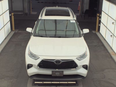 2021 Toyota Highlander Platinum