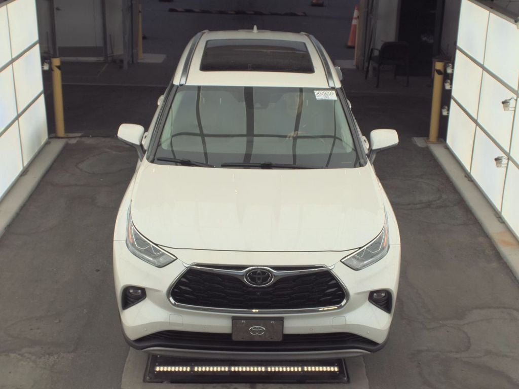 2021 Toyota Highlander Platinum