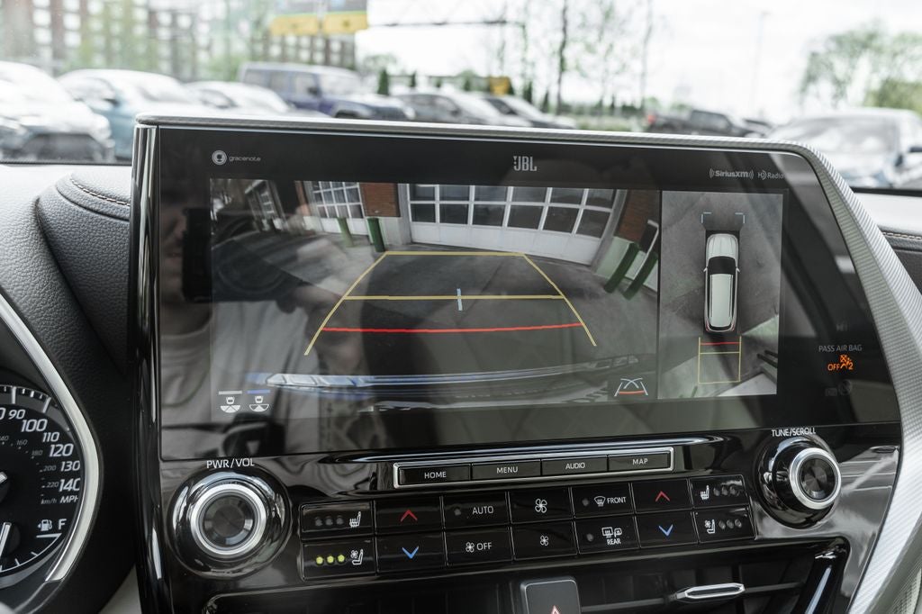 2020 Toyota Highlander Platinum