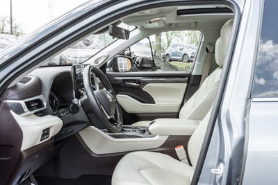 2020 Toyota Highlander Platinum