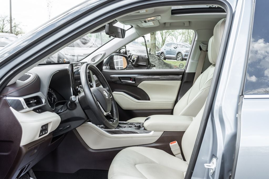 2020 Toyota Highlander Platinum