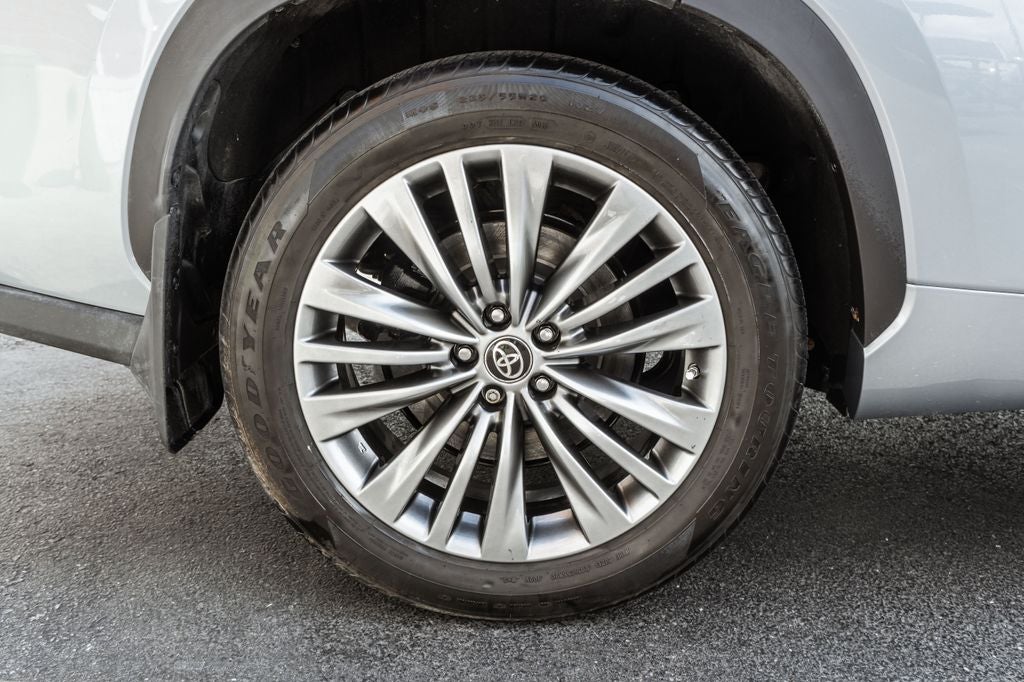 2020 Toyota Highlander Platinum