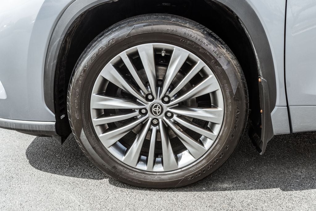 2020 Toyota Highlander Platinum