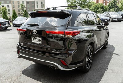 2022 Toyota Highlander XSE