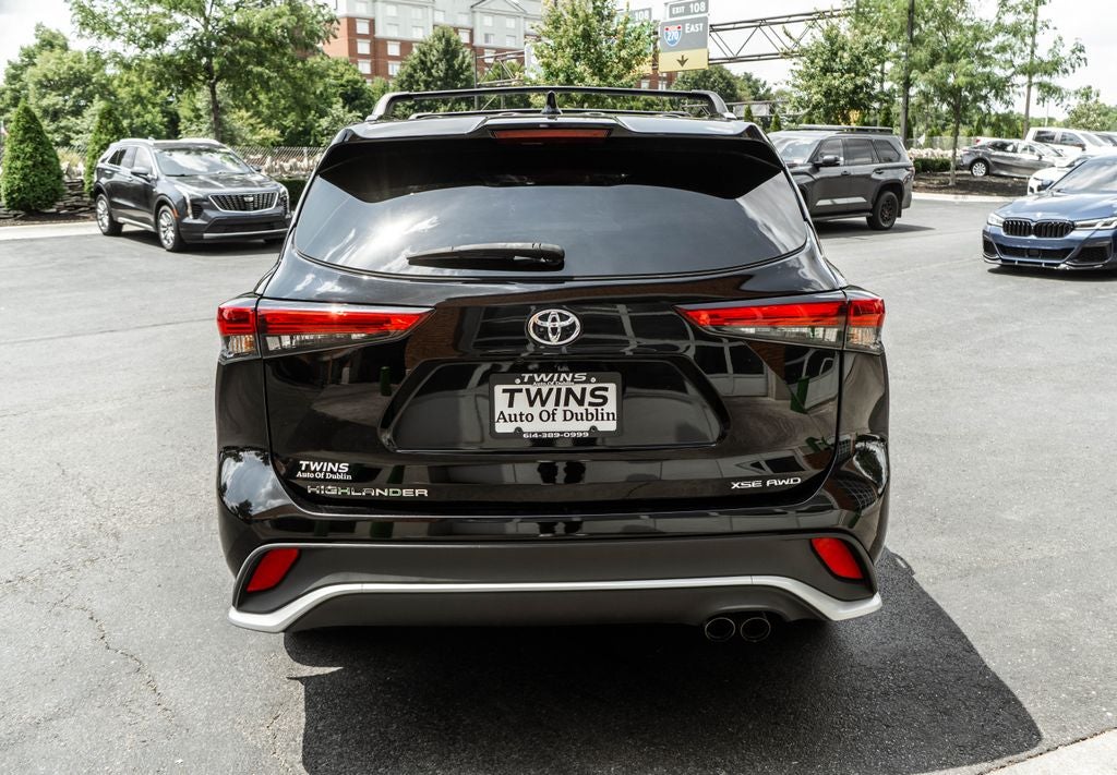 2022 Toyota Highlander XSE
