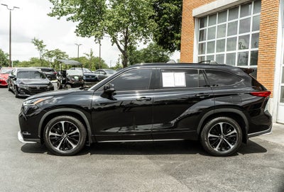 2022 Toyota Highlander XSE