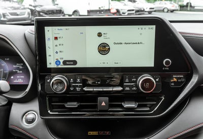2025 Toyota Highlander XSE