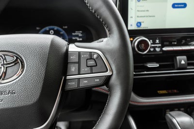 2025 Toyota Highlander XSE