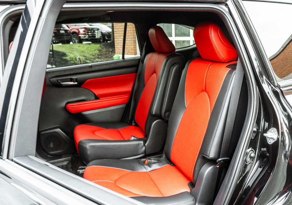 2025 Toyota Highlander XSE
