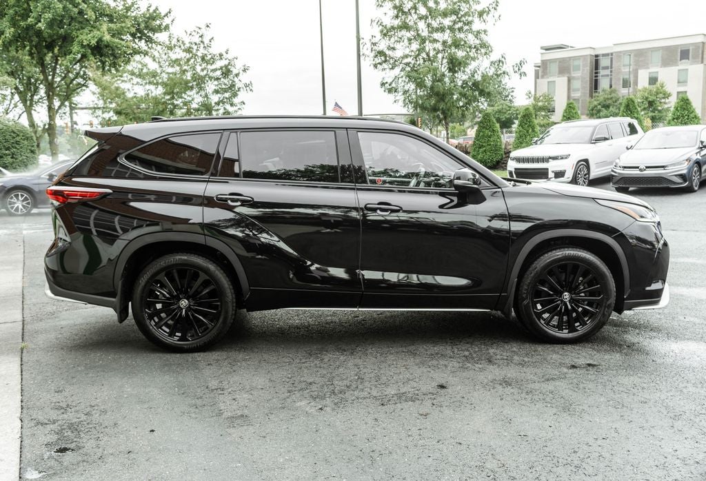2025 Toyota Highlander XSE