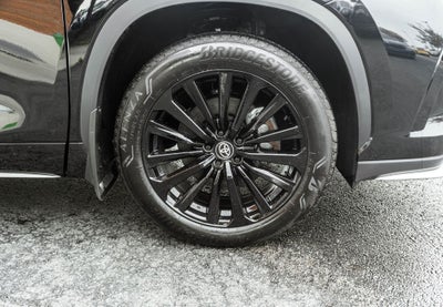 2025 Toyota Highlander XSE