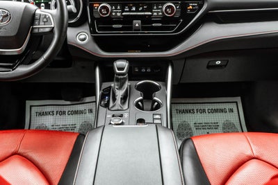2025 Toyota Highlander XSE