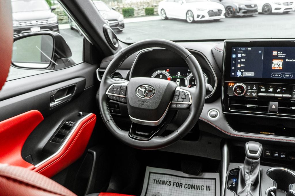 2025 Toyota Highlander XSE