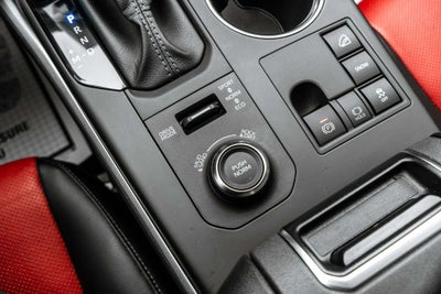 2025 Toyota Highlander XSE