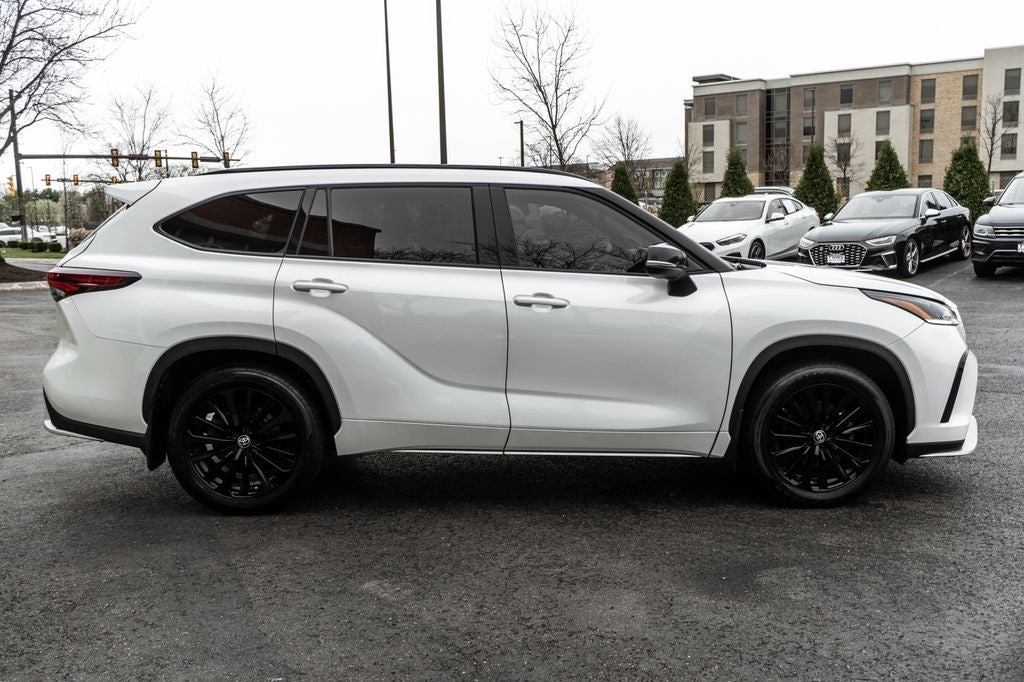 2025 Toyota Highlander XSE