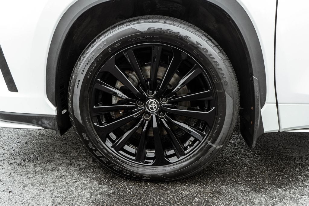 2025 Toyota Highlander XSE