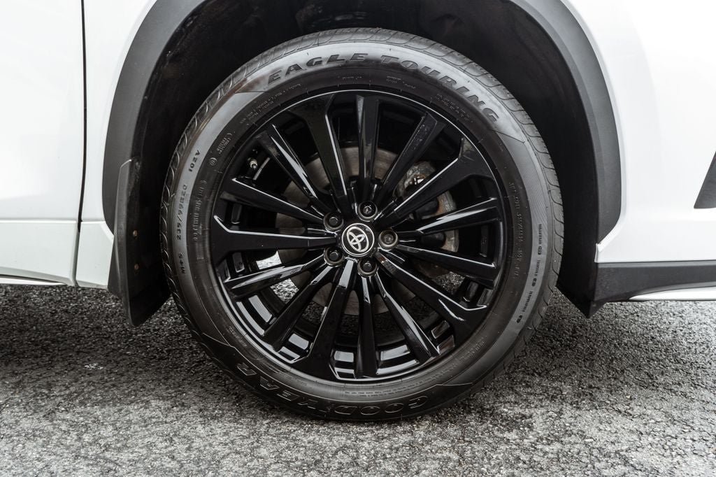 2025 Toyota Highlander XSE