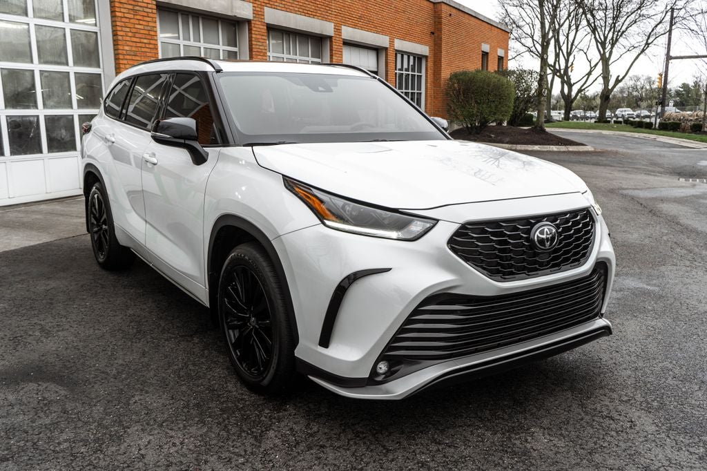2025 Toyota Highlander XSE