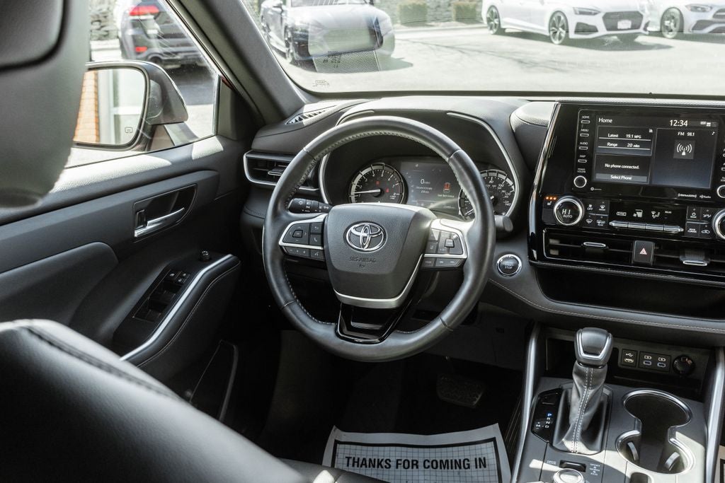 2022 Toyota Highlander XSE