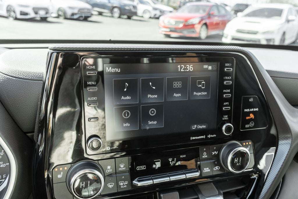 2022 Toyota Highlander XSE