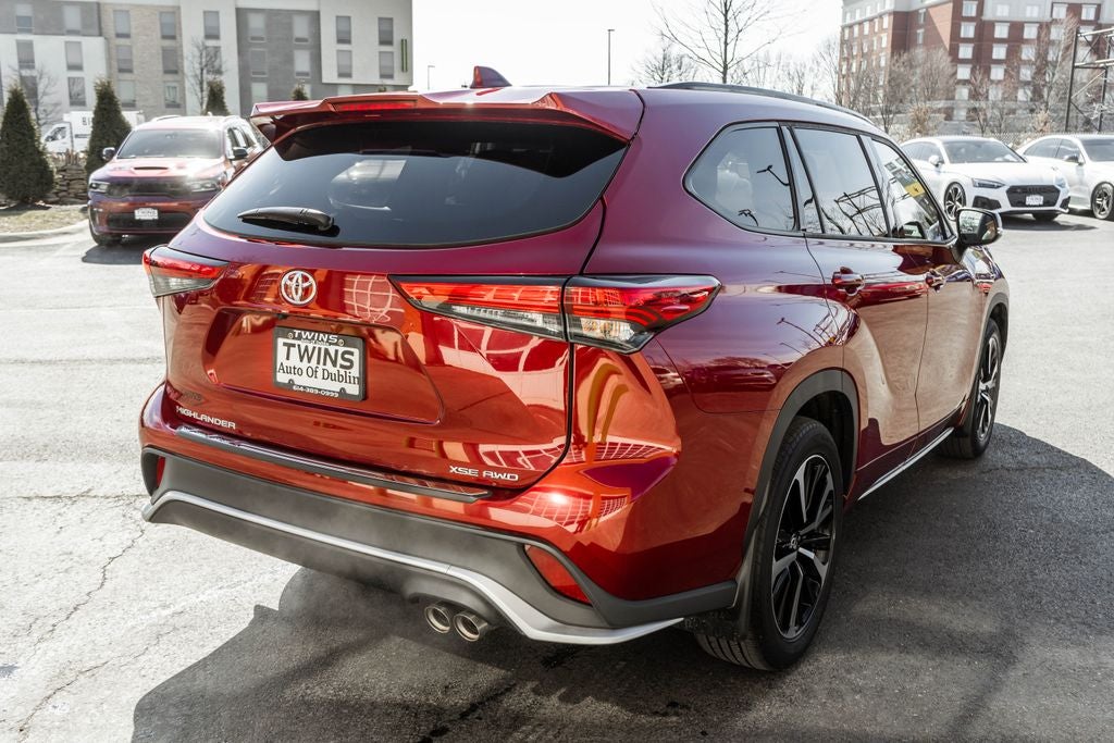2022 Toyota Highlander XSE