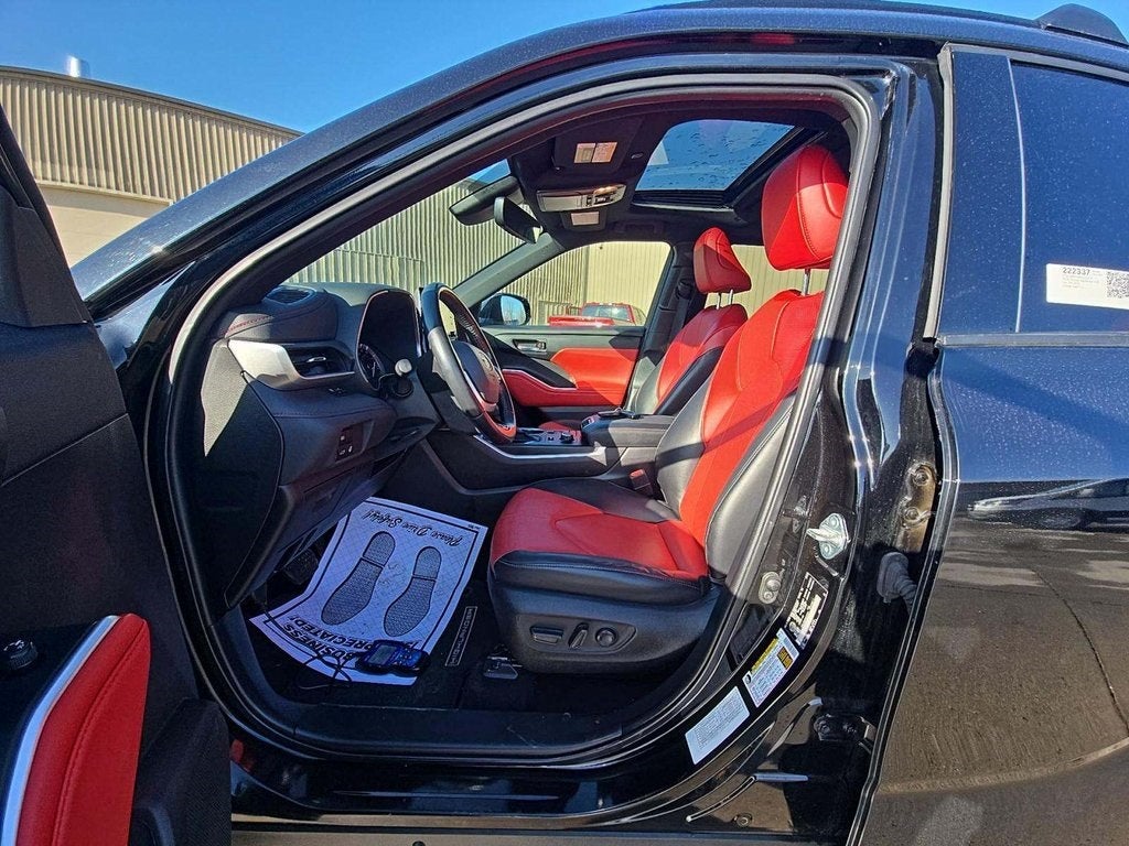 2022 Toyota Highlander XSE