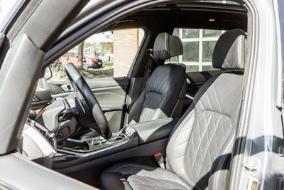 2024 BMW X7 xDrive40i M SPORT