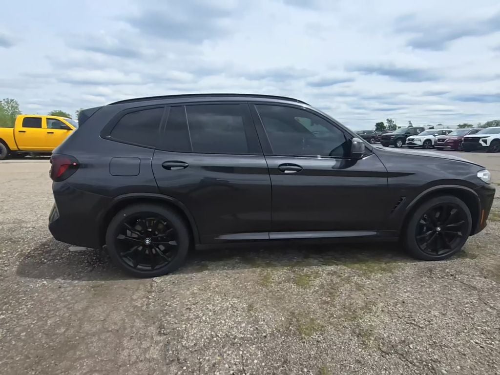 2022 BMW X3 M40i