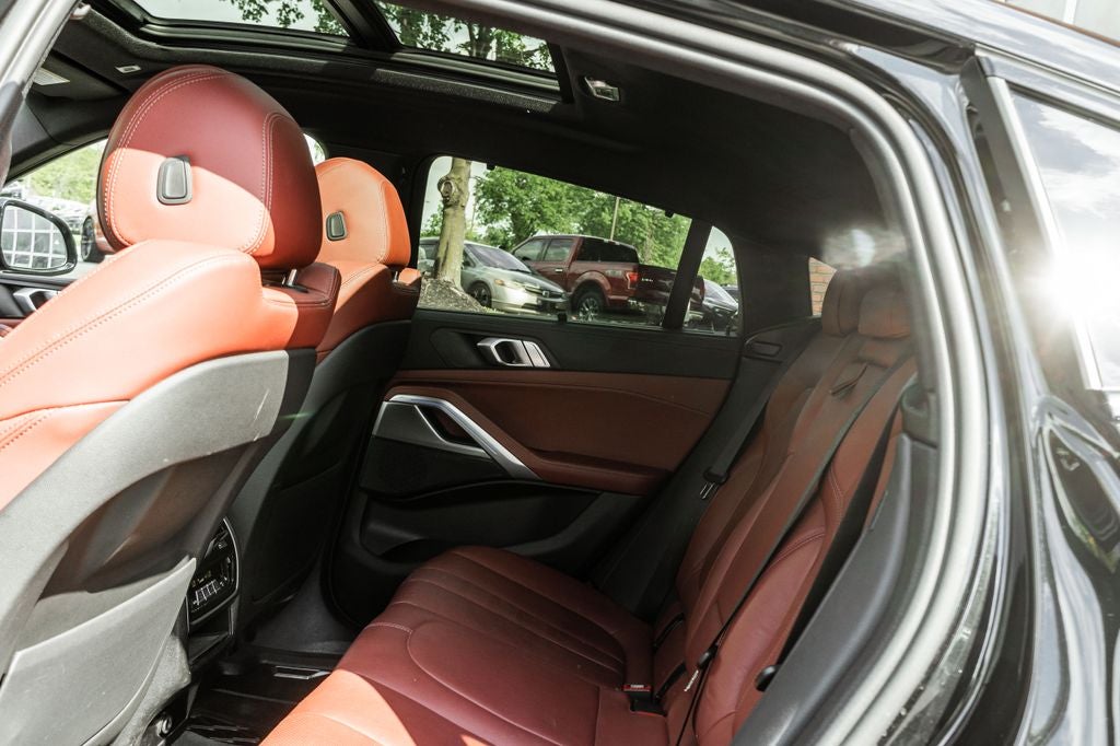 2022 BMW X6 xDrive40i