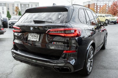 2022 BMW X5 M50i