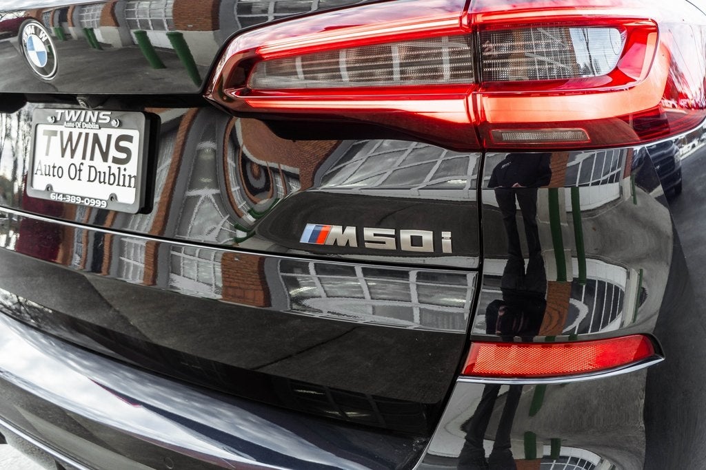 2022 BMW X5 M50i
