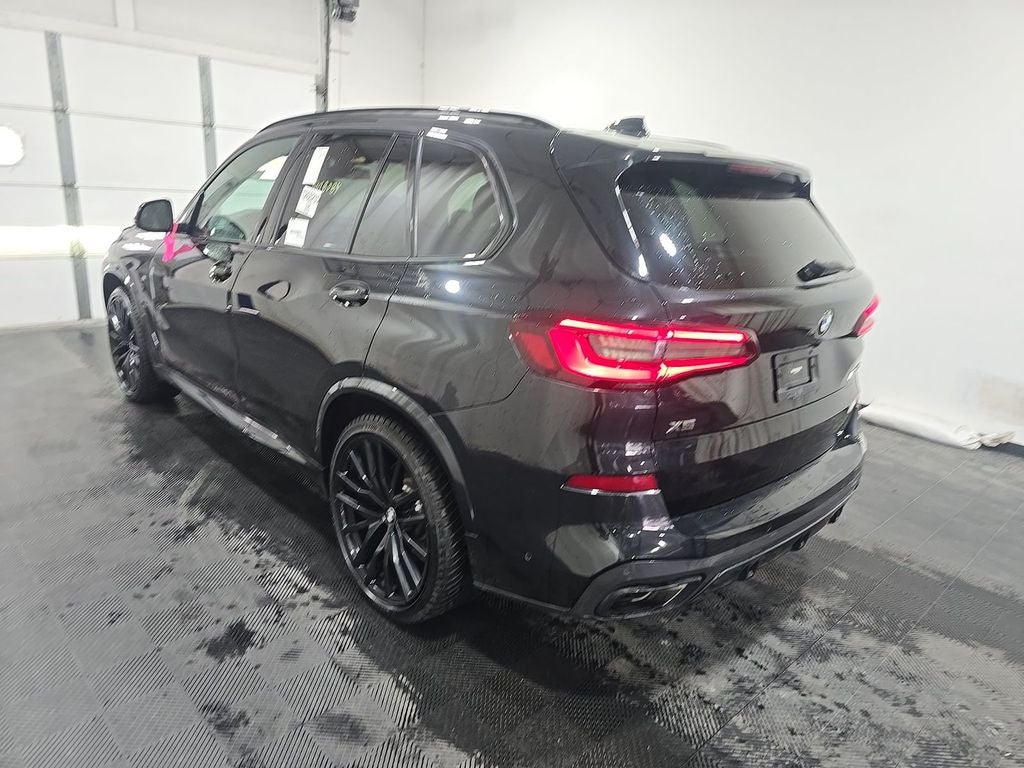 2022 BMW X5 M50i