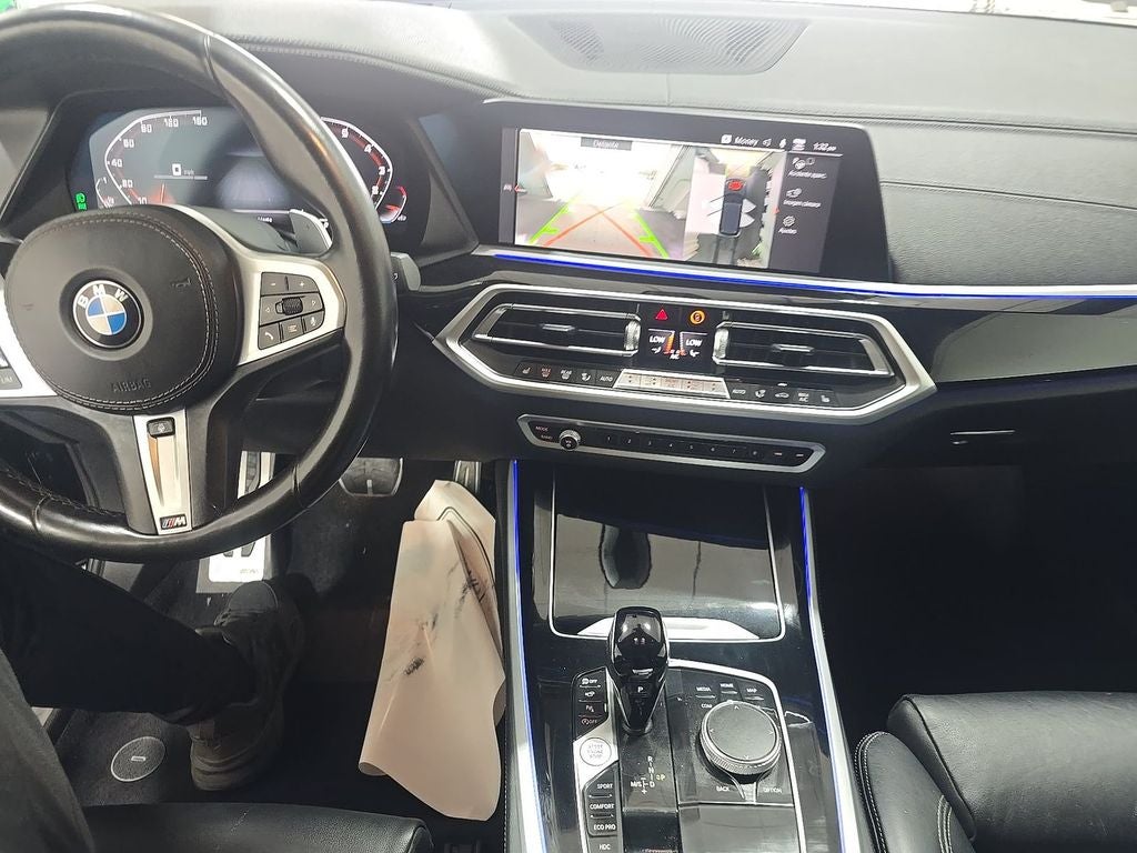 2022 BMW X5 M50i