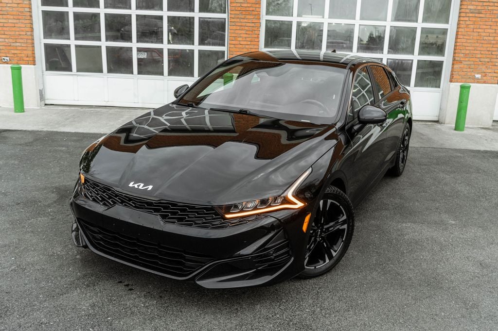 2022 Kia K5 GT-Line