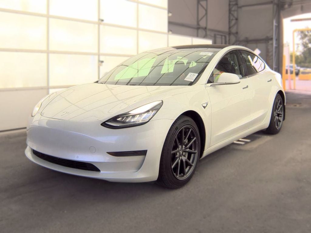 2020 Tesla Model 3 Standard Range Plus