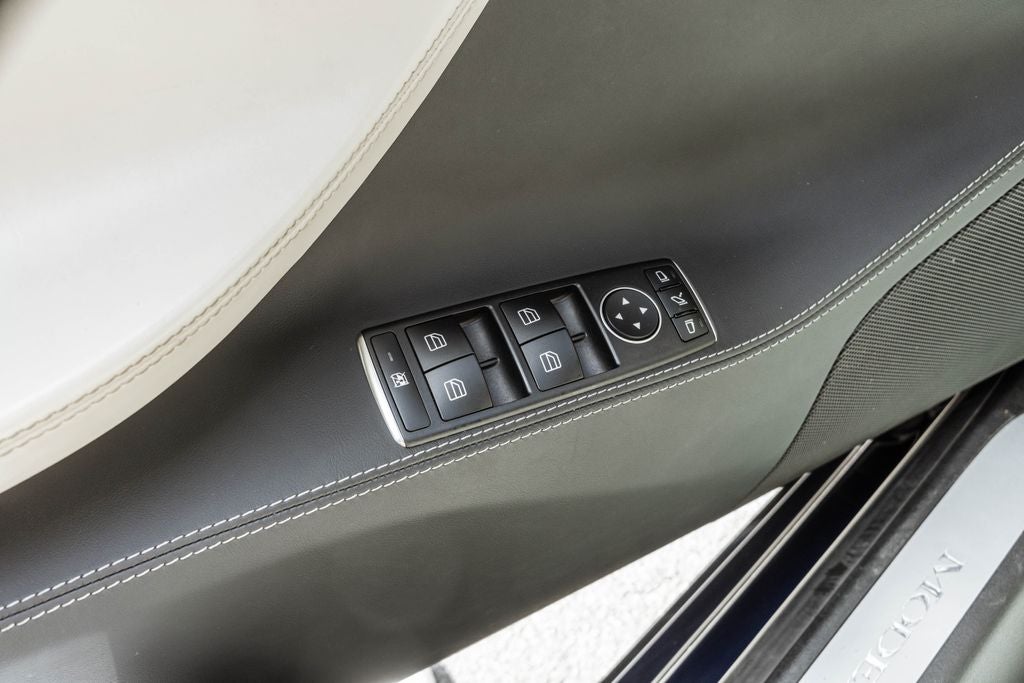 2020 Tesla Model S Base