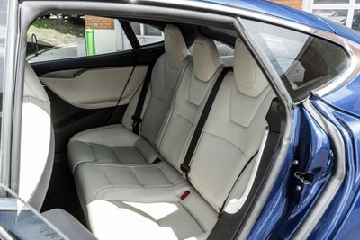 2020 Tesla Model S Base