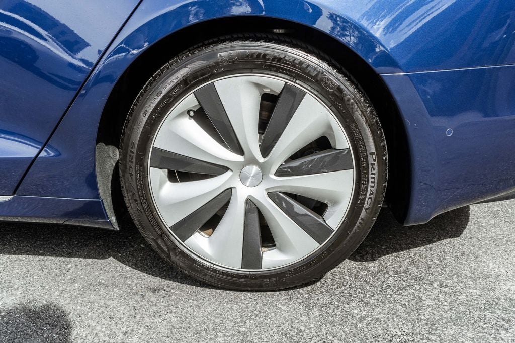 2020 Tesla Model S Base
