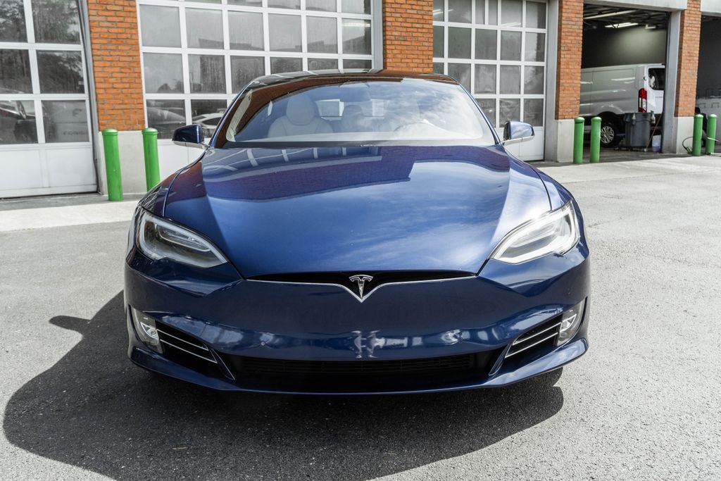 2020 Tesla Model S Base