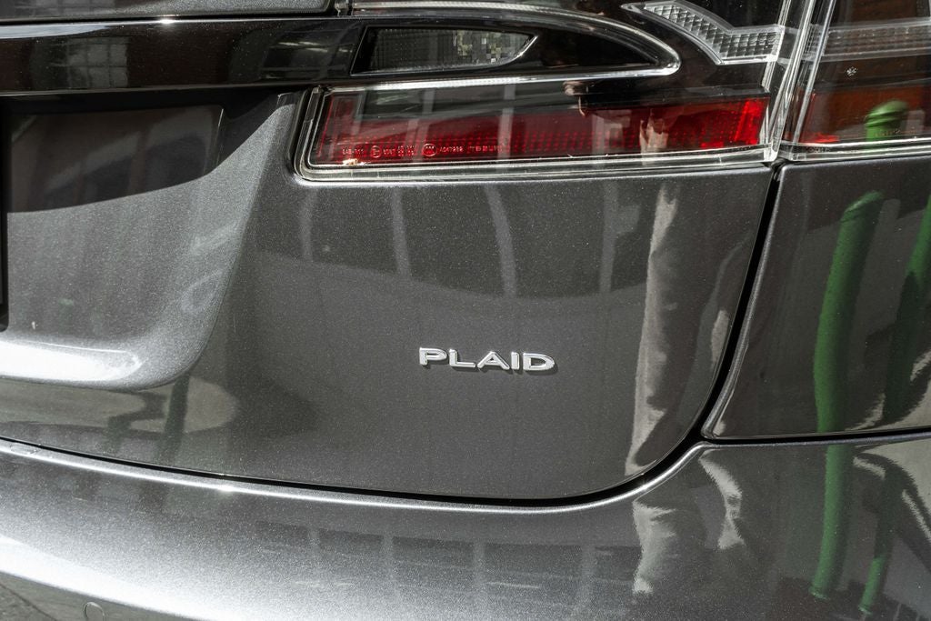 2021 Tesla Model S Plaid