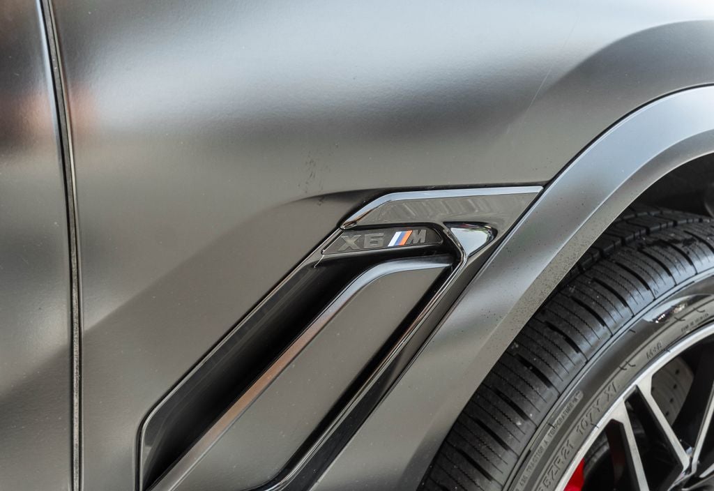 2023 BMW X6 M Base