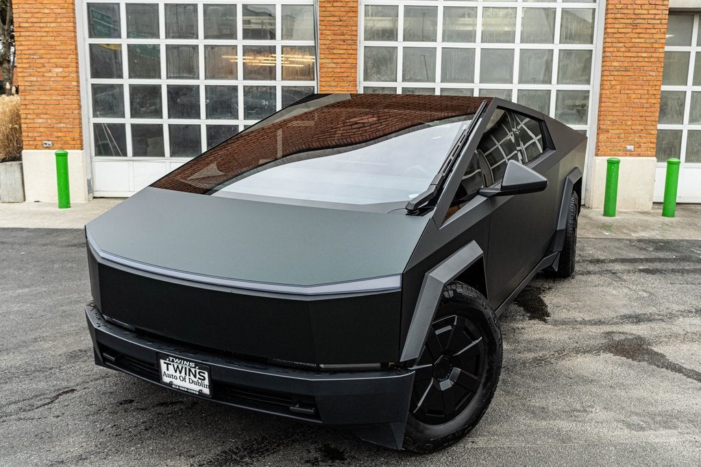 2024 Tesla Cybertruck Base